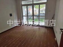1房朝南北小区中间位置
