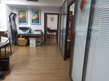 西三环 世纪经贸大厦 交通便利 户型方正 高层视野 拎包入住