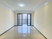 御江南国际社区 次新小区 高楼层视野好 双卫生间 装修好