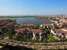 五字头买开福区 二环内 一线湖景 九年制清水塘实验学校