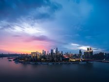 南滨路东原1891,豪装江景板式大平层,俯瞰渝中半岛景观