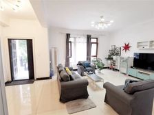 旅游路诚心急售 院子方正 看房方便 看房方便