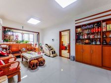 海馨苑 南北朝向 温馨4居室 素质住户 配套齐全