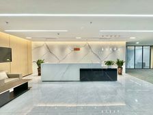 大望路地标 金地中心 精装修带家具 高区正对电梯 特价出租