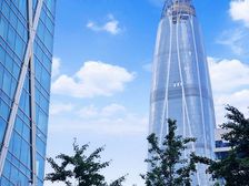 宁波中心豪华装修办公室出租电梯出口,半层起租,也可以分