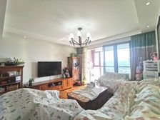 君悦湾新出好房,楼层好,采光好。诚意出售