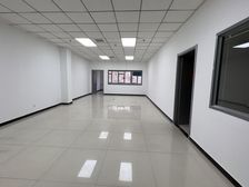 现房1.6元全含嘉捷科技园150平 精装配家具 可注册迁址