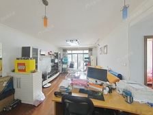 花园位置3楼 · 证大家园· 3室 · 2厅· 3 阳台