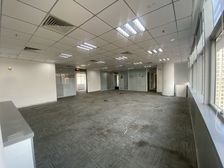 融科望京中心办公室320平精装特惠3.5元6个使用率高