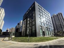 地铁北苑路北站地铁口 国企写字楼 车位充足 精装带家具