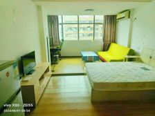 南湖明珠隔壁南湖时光电梯一房,小孩已毕业本人是业主随时看房