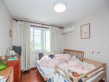 万馨佳园 2室2厅1卫 精装修 335万元
