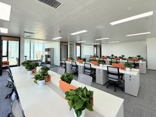 青年大街 甲级写字间 可定制装修 带家具 地铁口 拎包办公