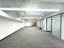 特价4元!合生汇300平 精装给配家具 地铁上盖