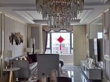 电梯洋房,价位合适,看房方便,三室二卫,户型采光好,高端小区