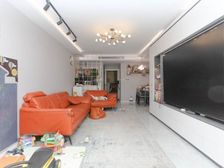 双喜家园次顶层,采光观景好,双卧客厅朝南,南向面