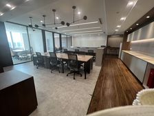 270平正对电梯 东南角看央视 正对电梯 世纪财富中心