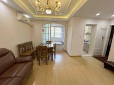 一梯两户,户型正气,满五低税,来电即可看房,速抢,速抢!!