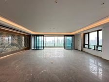 中央公园头牌,豪装板式环幕大平层,2梯2户设计 视野无敌