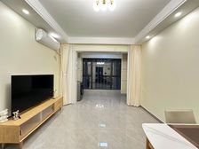 (龙湖天街新小区)(全新装修)(位置安静景观楼层)(地段好)