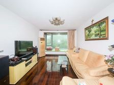 东泰花苑 商业配套成熟 交通便利 满五 有电梯 精装修