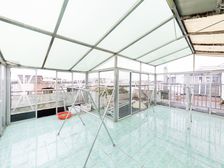 地铁口顶楼大复式送120平大露台 出国急售 满五税少 有钥匙