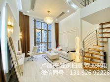 豪华装修 带租2500 来电看房 送车位 民水电 配套齐全笋