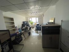 (小面积 可注册)地铁口 五度广场 青云谱写字楼我都有