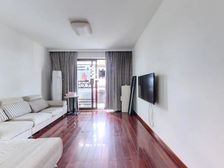 翡翠国际户型方正卧室朝南带阳台户型通透客厅宽敞