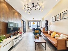 业主急出保养好 次新小区精装房 家私齐全拎包入住润合名居