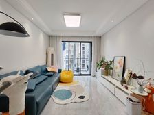 看河景 包税有车位 豪华装修 海伦堡三房两卫 拎包入住