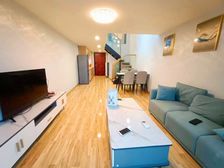 送车位 祖庙地铁口 月3200 复试两房 旅游商业旺区!