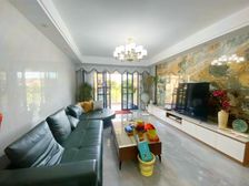 新世纪颐龙湾 小高层 2梯2户 业主急卖 价格可谈