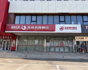 西城区类独栋出售丶年35万丶门前可停车丶不!!急售