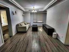 绿地集团开发商 次新装修全屋定制可拎包入住 满五税少