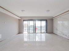 风华瓴著 六恒科技 低楼层 送车位 价格可议大刀