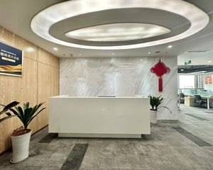 蜀都中心出售 精装带家具 电梯口 三面采光 世纪城双地铁口
