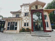 比华利花园独栋 集中花园600平,付款越好空间越大,急售