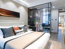 新上金州鸿玮澜山117中东山轻轨站旁配套齐全