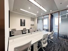 南京南站 徽商大厦100平精装带家具 万科绿地证大喜马拉雅