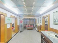 18号地鉄口,1站达龙阳路,客厅卧室双阳台,小区中间位置