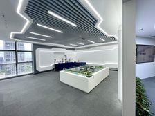 亦庄地标大族!楼下地铁公交!房租减免!实拍精装整层!企业总部