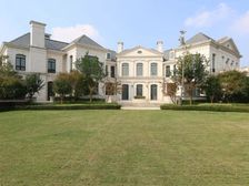 闵行 绿城玫瑰园四期岛屿豪宅 大面积大花园 纯毛坯 欢迎看房