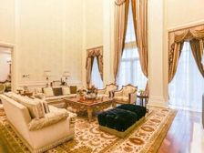 绿城玫瑰园 豪华装修 南临河 大花园 小区高品质 安全