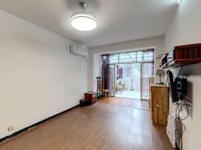 一楼 东边套,全明户型 师大附小 中国中学。