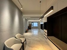 万科美的璞悦山 3室2厅1卫 精装修 140万元