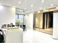 东三环环球金融中心,小面积高区,带家具,随时看房