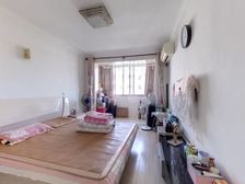 杨泰一村, 配套齐全,业主诚心出售,满五精装修