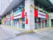 新上丨东大桥(中信银行)把角双开门丨私产包税丨停车方便丨急