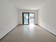 龙光天曜 便宜的3室,格局好.购物和交通都非常方便